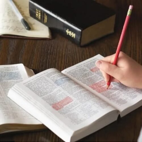 Quais são os 13 principais assuntos bíblicos?