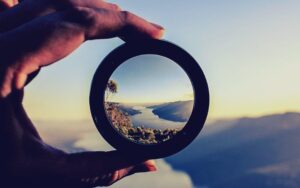 Descubra 5 passos bíblicos para encontrar seu propósito com Deus! Versículos, histórias reais e dicas práticas para uma vida com significado