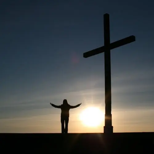 Gálatas 2-20 - Já estou crucificado com Cristo; e vivo, não mais eu, mas Cristo vive em mim - Rev. Fabiano Queiroz