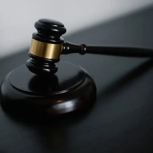 Justificação pela Fé - Romanos 3:19–26 - Por que Deus não poderia simplesmente perdoar sem a cruz Um Estudo e Sermão Expositivo em Romanos 319-26 - Rev. Fabiano Queiroz