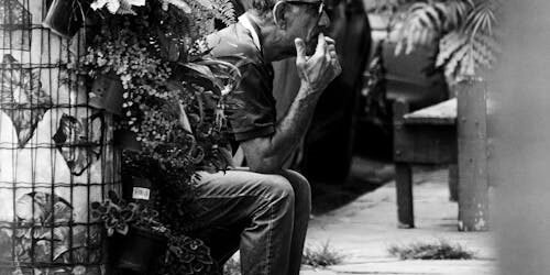 O que Acontece com a Culpa que Você Não Consegue Carregar? O Dia da Expiação e a Única Solução para o Pecado